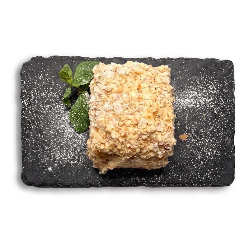 Napoleoni — layered cream cake
